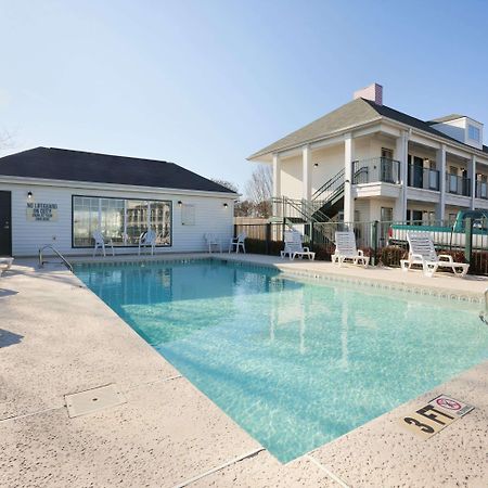Baymont By Wyndham Gaffney Hotel Bagian luar foto